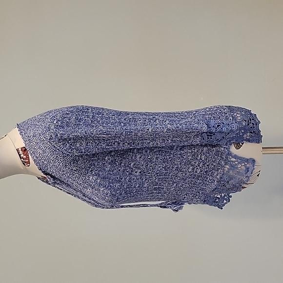 Christopher & Banks blue sweater with lace trim.  Size Small 3/4 lenght sleeves - Picture 2 of 7